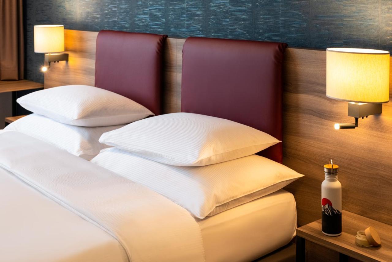 Mercure Geneva Airport Meyrin Exterior photo
